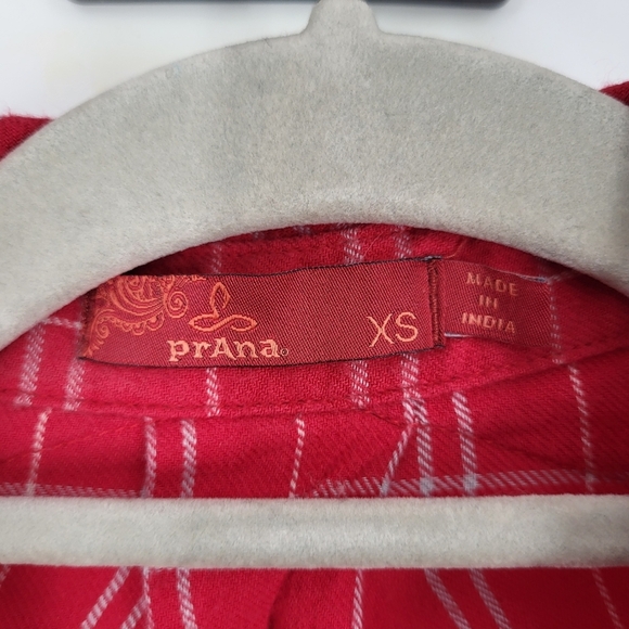 Prana Button Down Flannel Shirt Plaid Red Zip Pocket Size XS - Picture 3 of 6